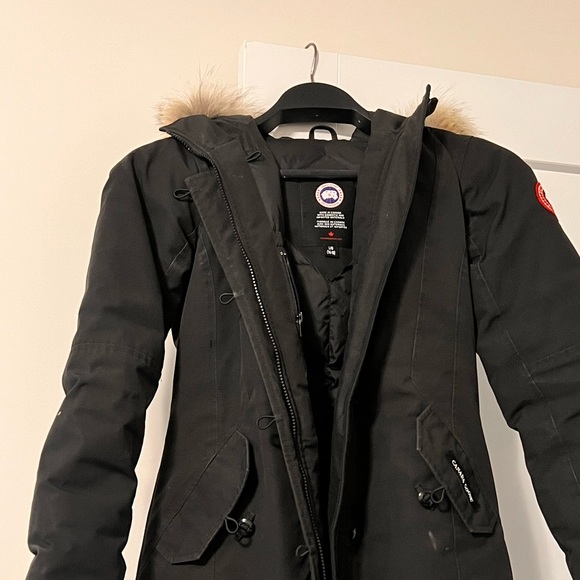 NEW CANADA GOOSE 'Brittania' Down Parka w/Genuine Coyote Fur Girls - Picture 2 of 3